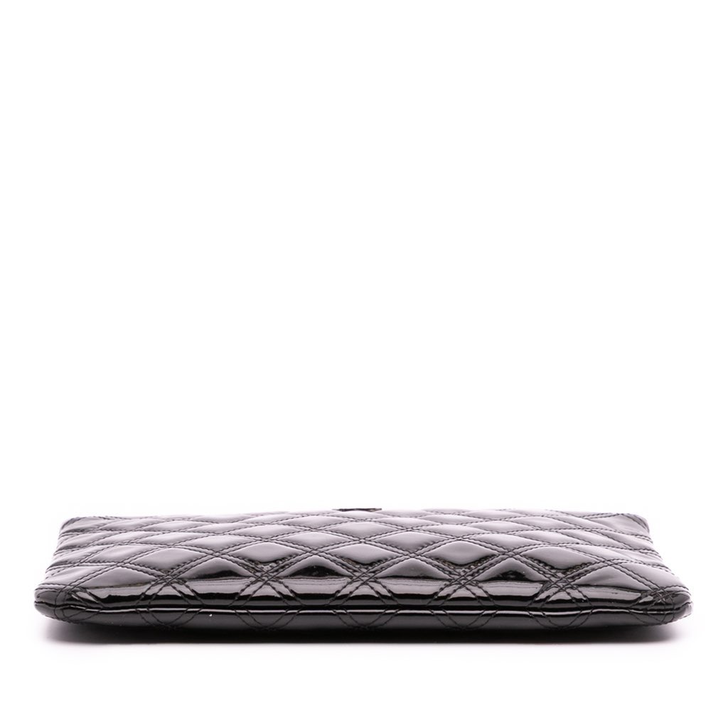 Chanel Medium Quilted Patent O Case Clutch - Image 6