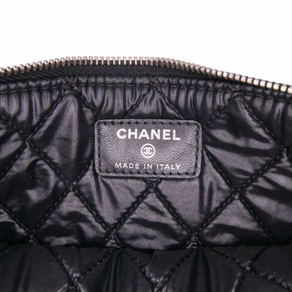 Chanel Medium Quilted Patent O Case Clutch - Side view