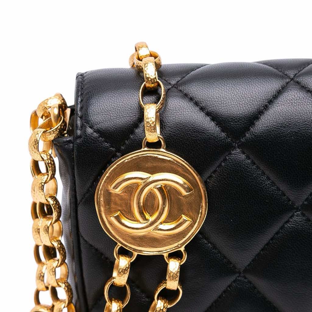 Chanel Small Quilted Lambskin CC Coin Flap - Image 13