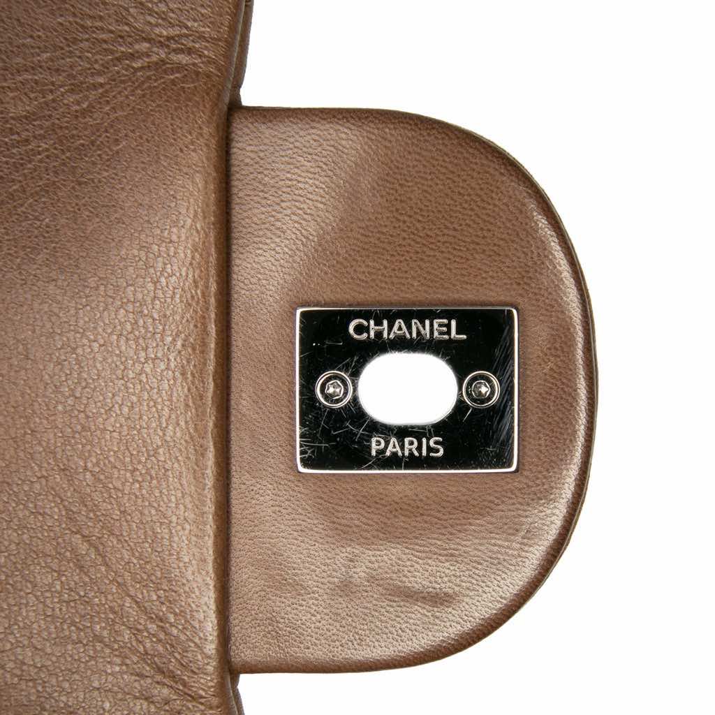 Chanel CC Quilted Lambskin 3 Flap - Detail 2