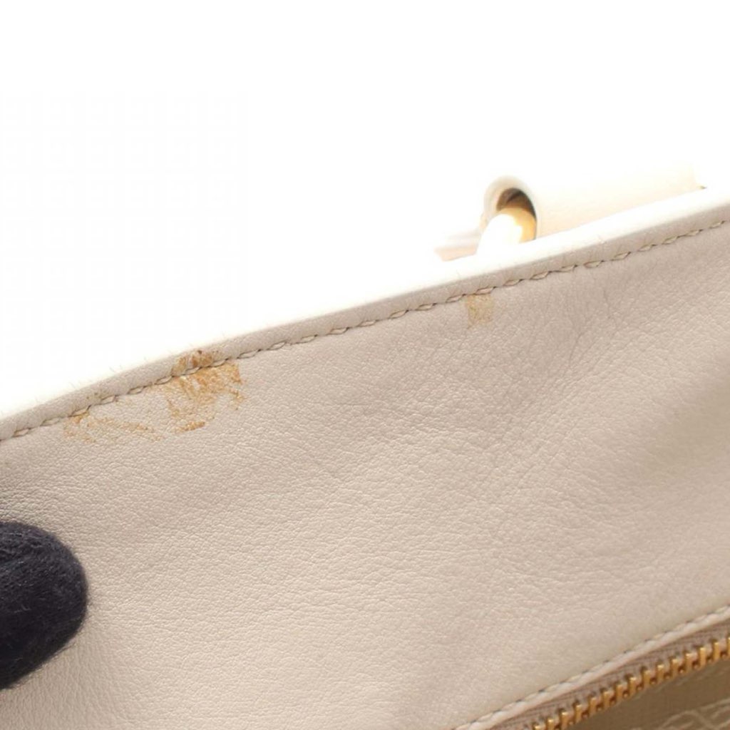 Prada Vitello Daino Open Convertible Tote - Image 10