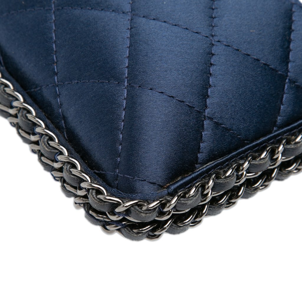 Chanel Quilted Satin Chain Around Clutch - Detail 2