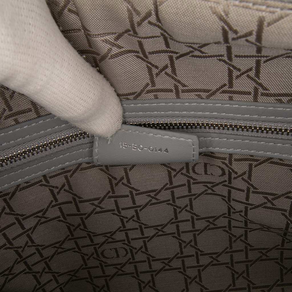 Dior Large Lambskin Cannage Lady Dior - Detail 1