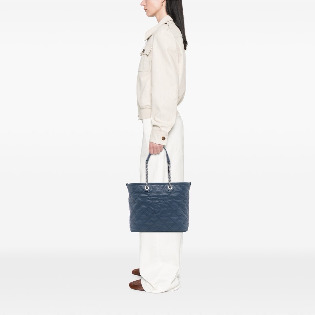 Chanel Small Quilted Caviar Daily Shopping Tote - Image 15