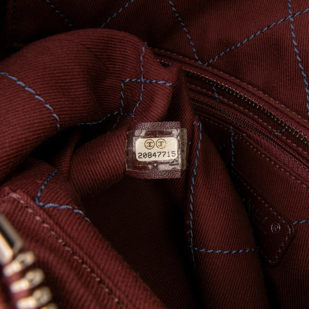 Chanel Small Quilted Caviar Daily Shopping Tote - Detail 2