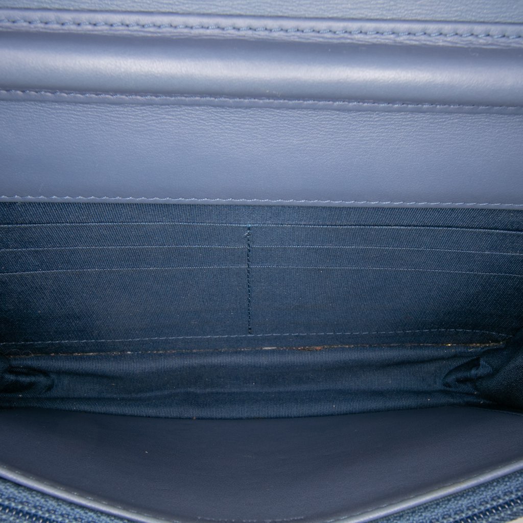 Chanel Quilted Denim Camellia Wallet On Chain Denim - 4