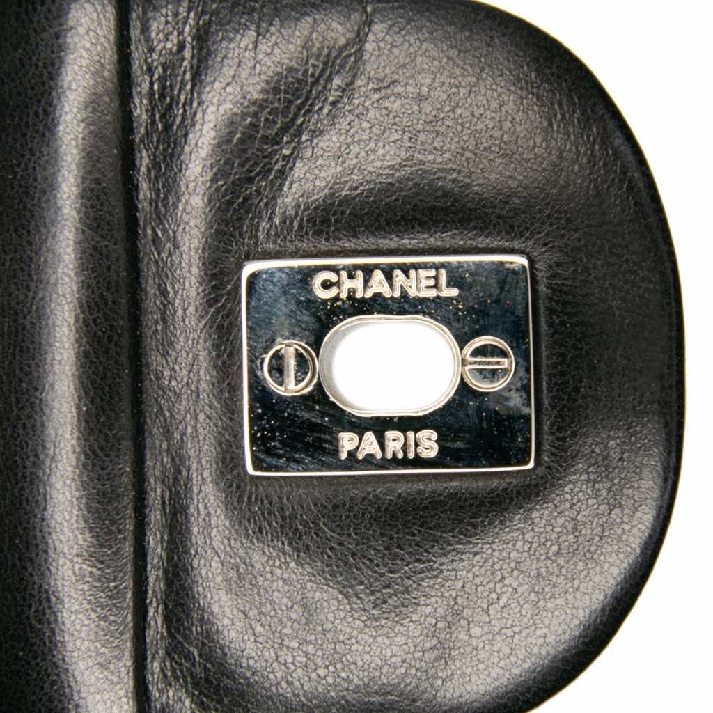 Chanel Medium Classic Bicolor Quilted Lambskin Double Flap - Detail 2