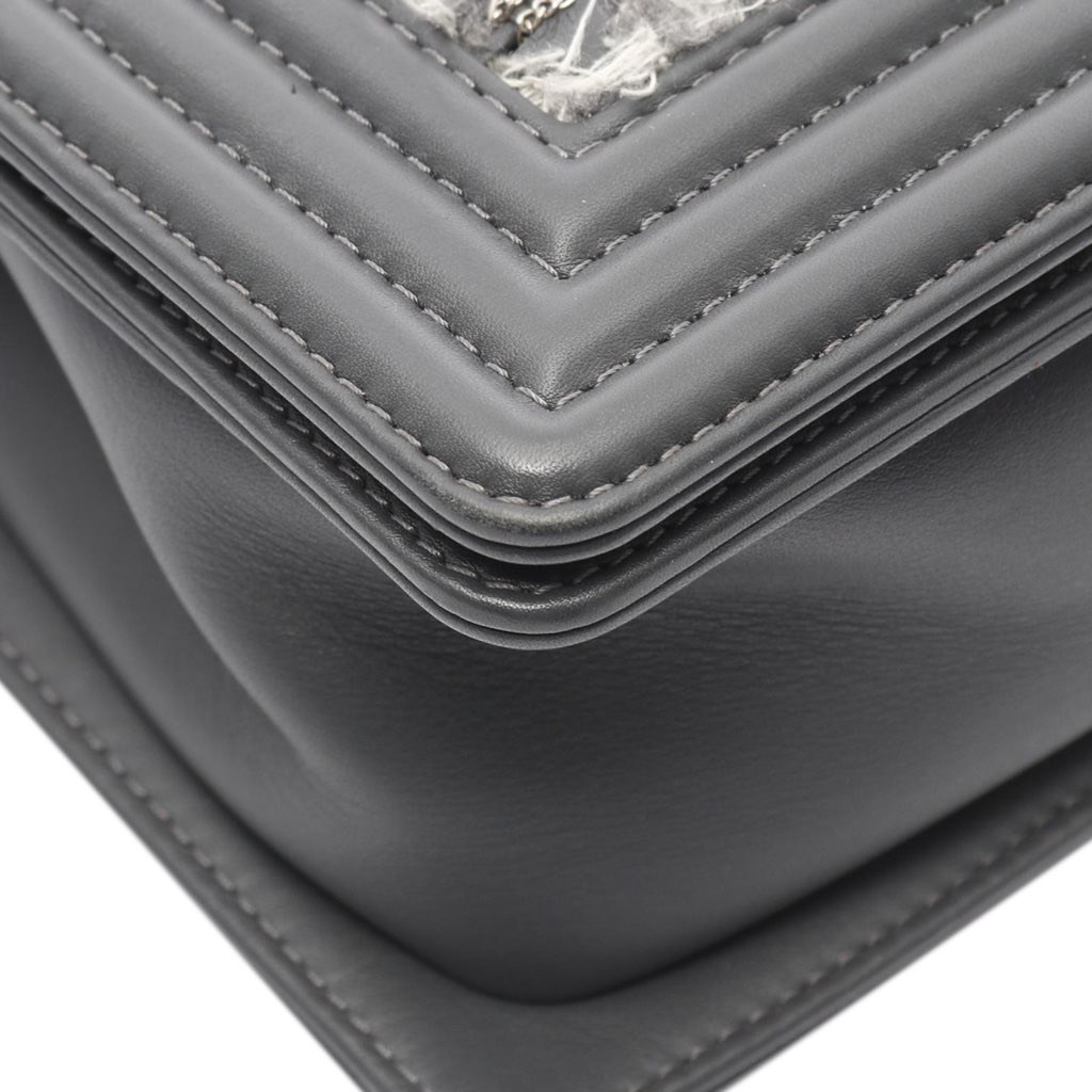 Chanel Old Medium Braided Tweed and Calfskin Boy Flap - Detail 1