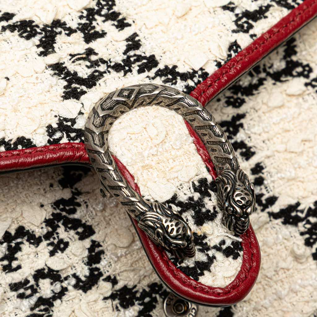 Gucci GG Tweed Dionysus Wallet on Chain - Image 11