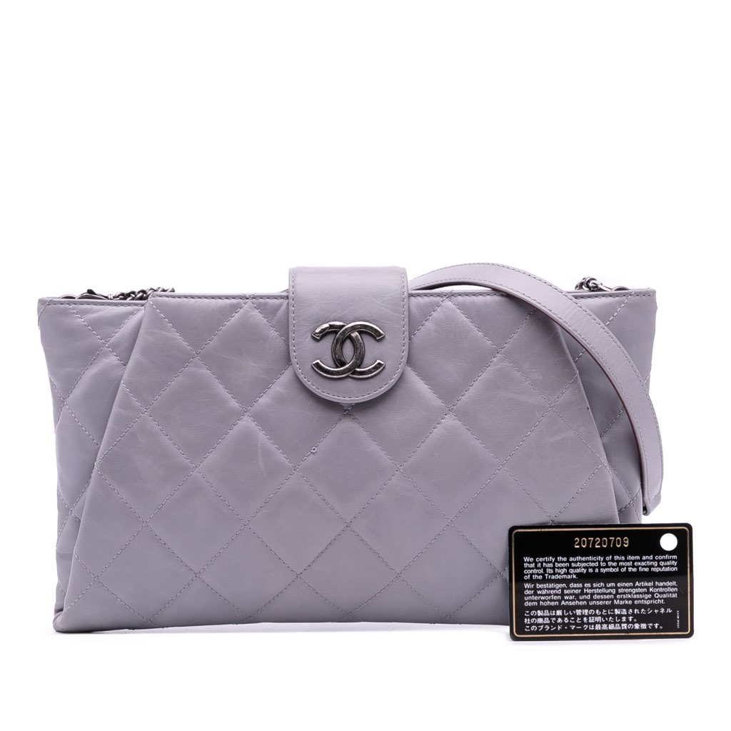 Chanel Quilted Glazed Calfskin Coco Pleats Chain Clutch - Image 17