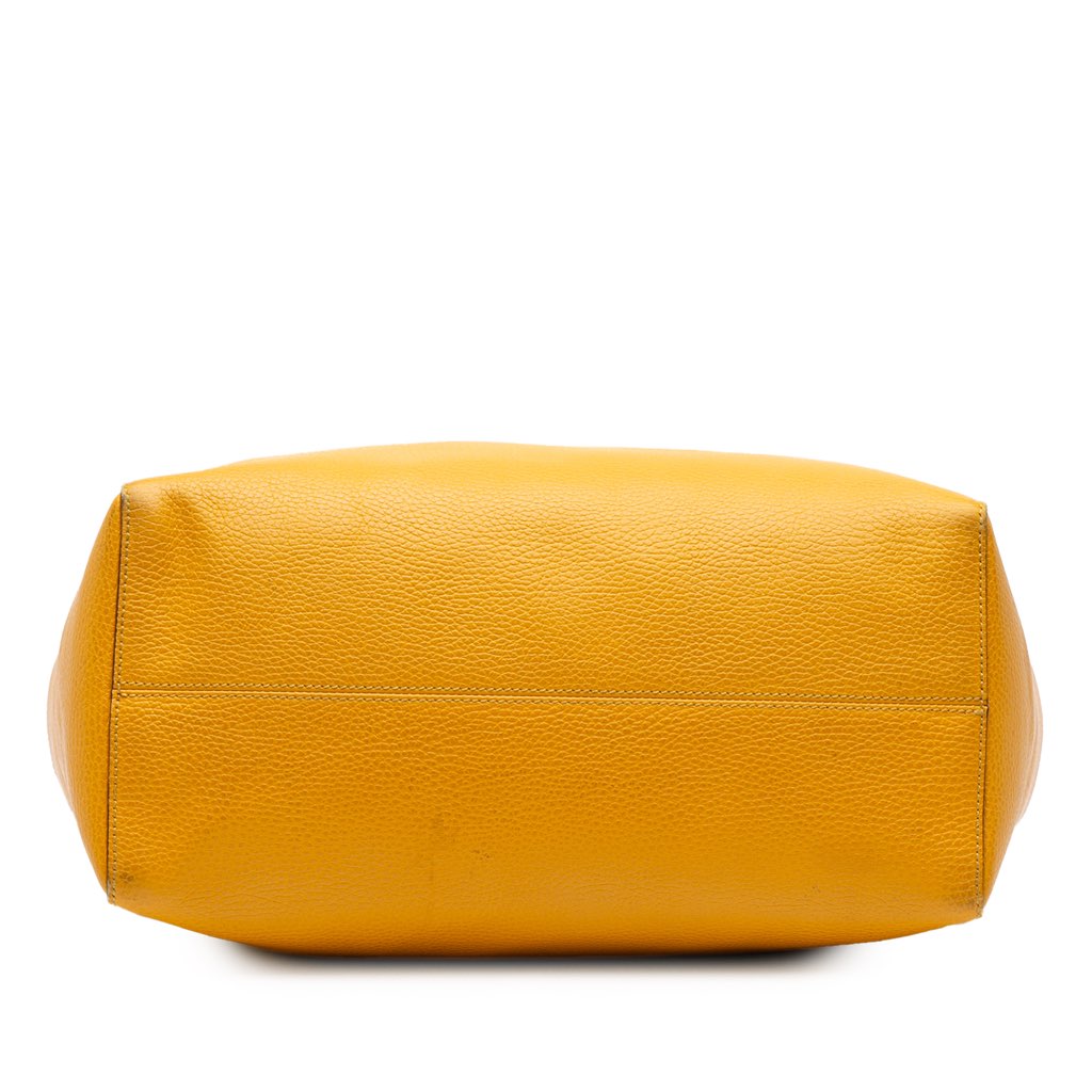 Gucci Medium Leather Swing Tote - Image 6