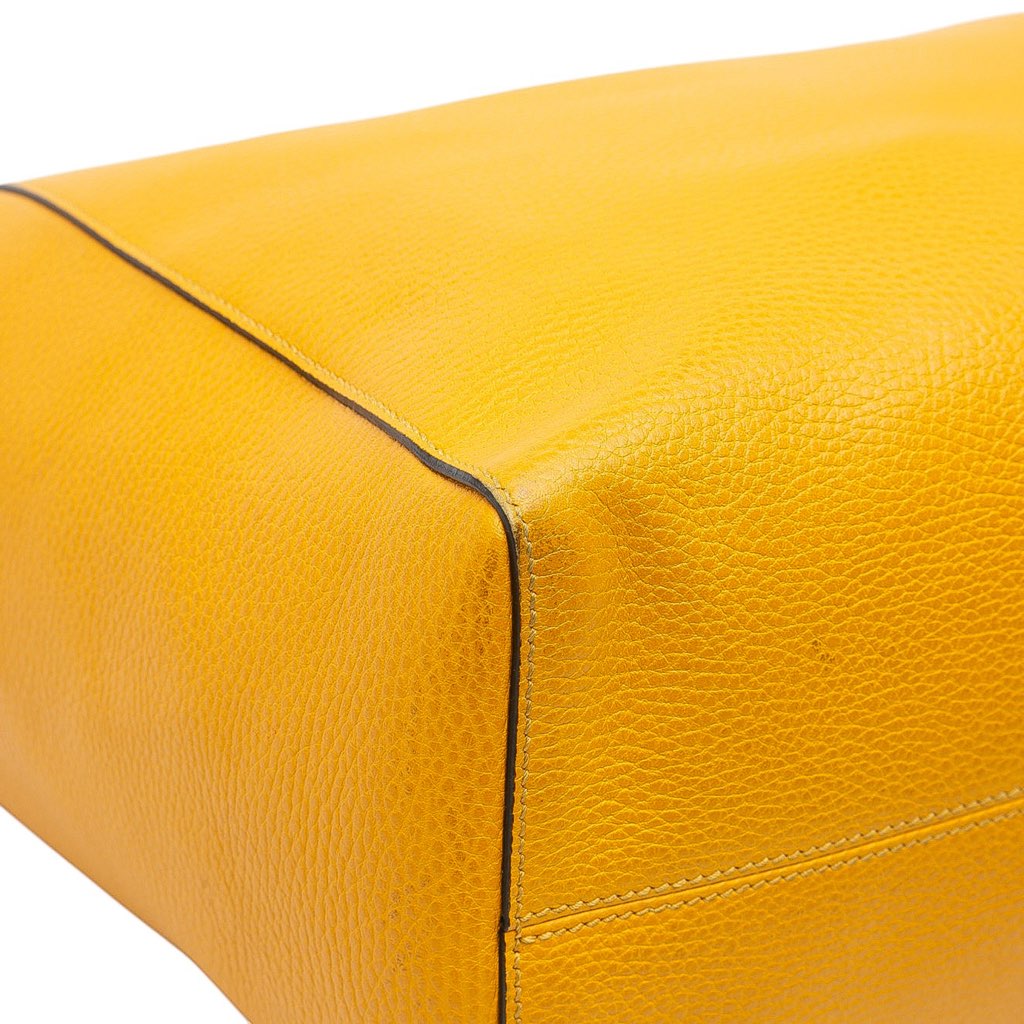 Gucci Medium Leather Swing Tote - Detail 2