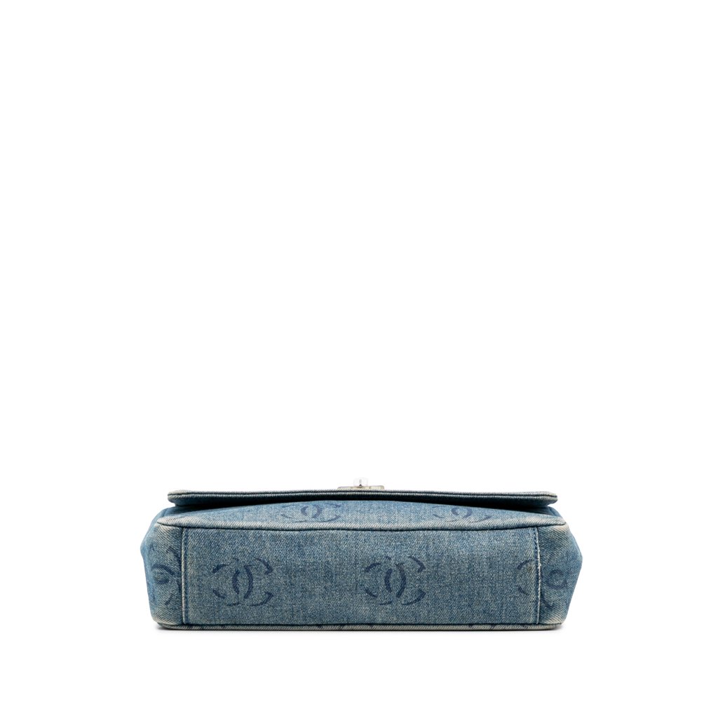 Chanel CC Printed Denim Single Flap - Image 6