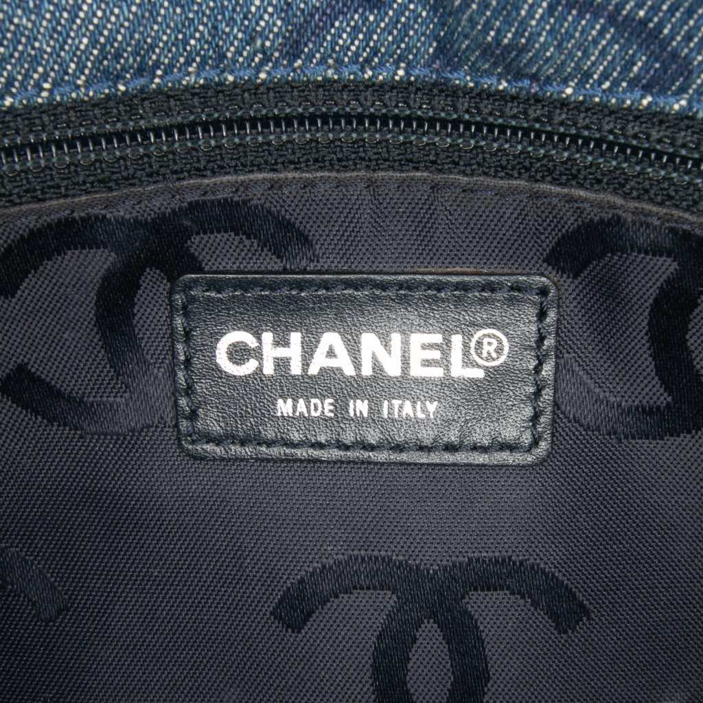 Chanel CC Printed Denim Single Flap - Side view