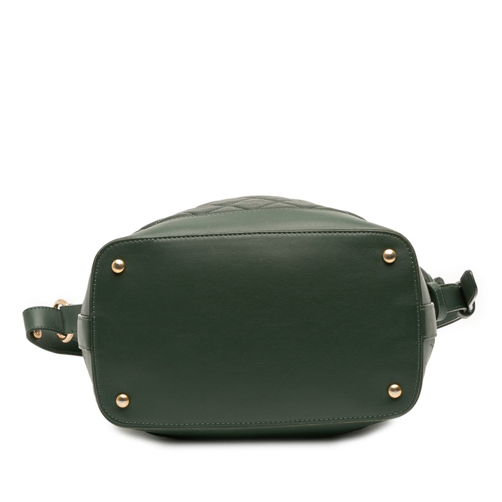 Chanel CC Quilted Caviar Casual Style Hobo - 3