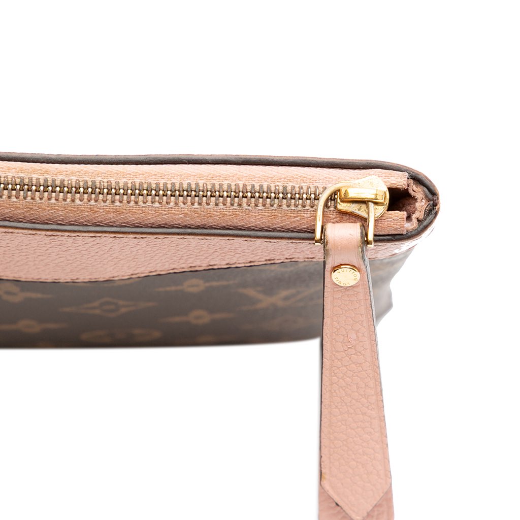 Louis Vuitton Monogram Daily Pouch - Detail 2