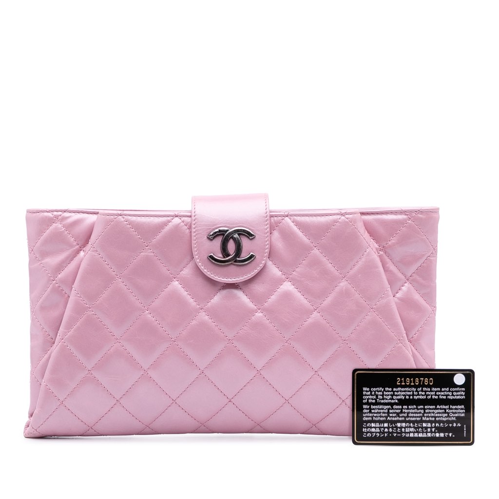 Chanel Quilted Glazed Calfskin Coco Pleats Clutch - Image 16