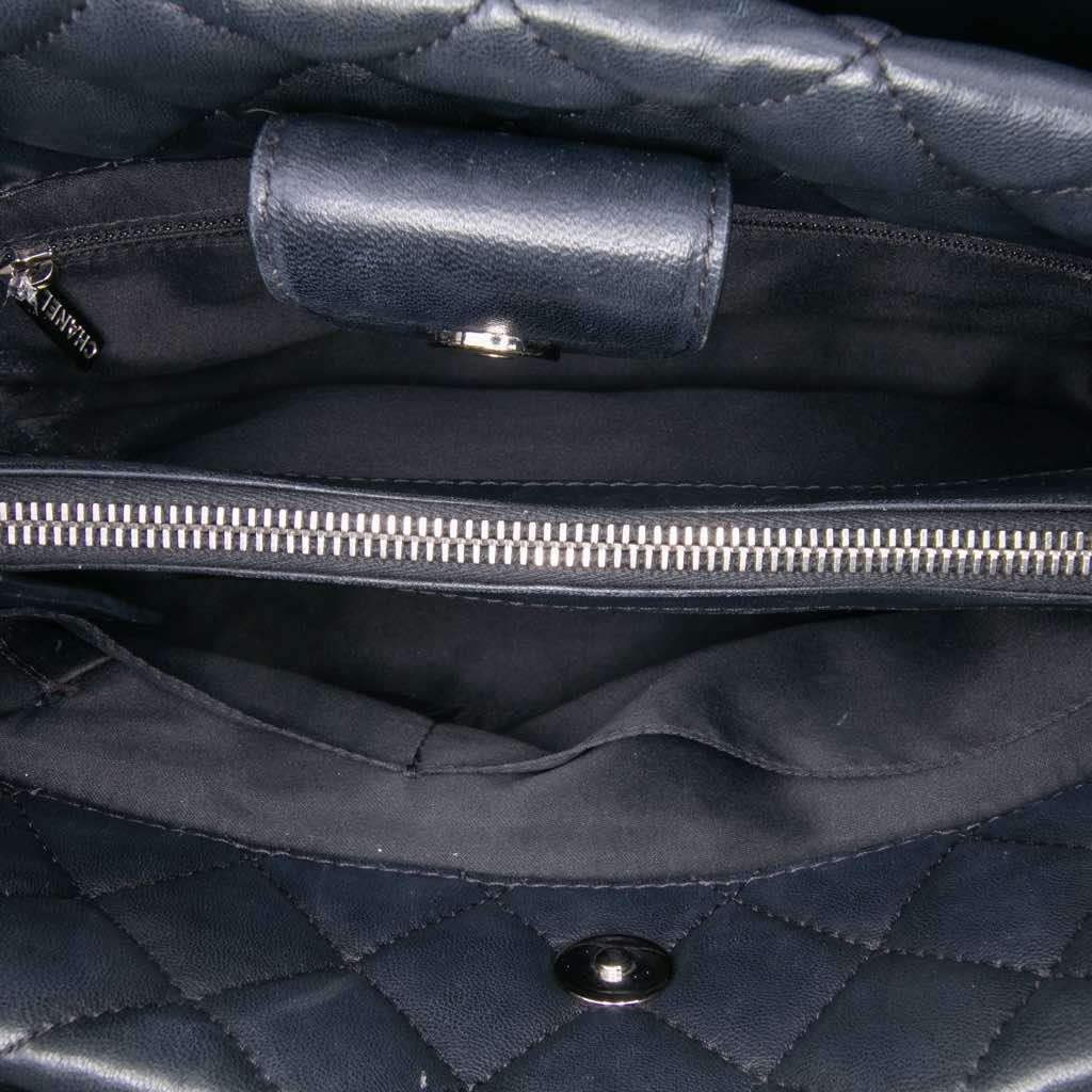 Chanel Quilted Lambskin 7 Tote - 4