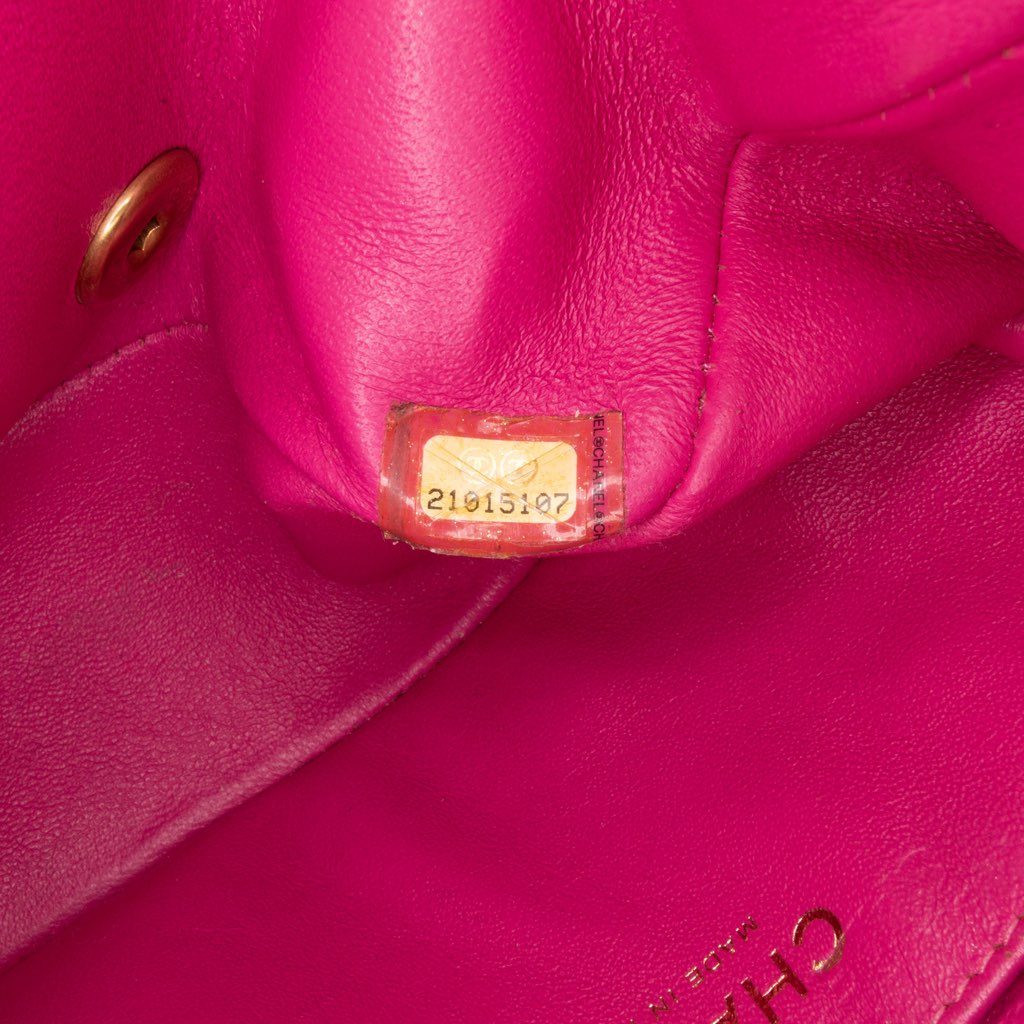 Chanel Mini Square Classic Chevron Lambskin Single Flap - Detail 2