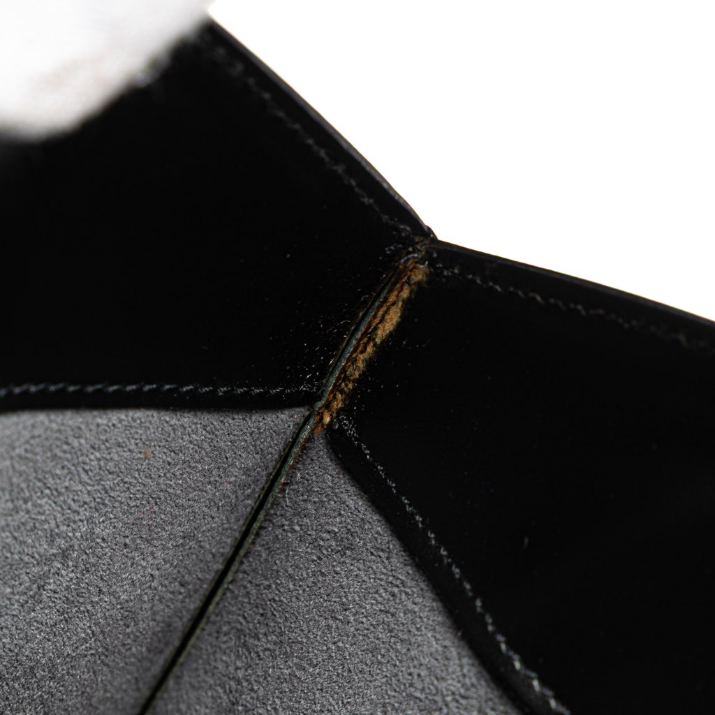 Louis Vuitton Epi Demi Lune - Detail 2