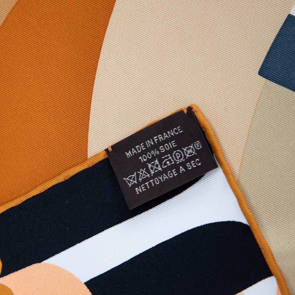 Hermès Parade En Fanfare Silk Scarf - 4