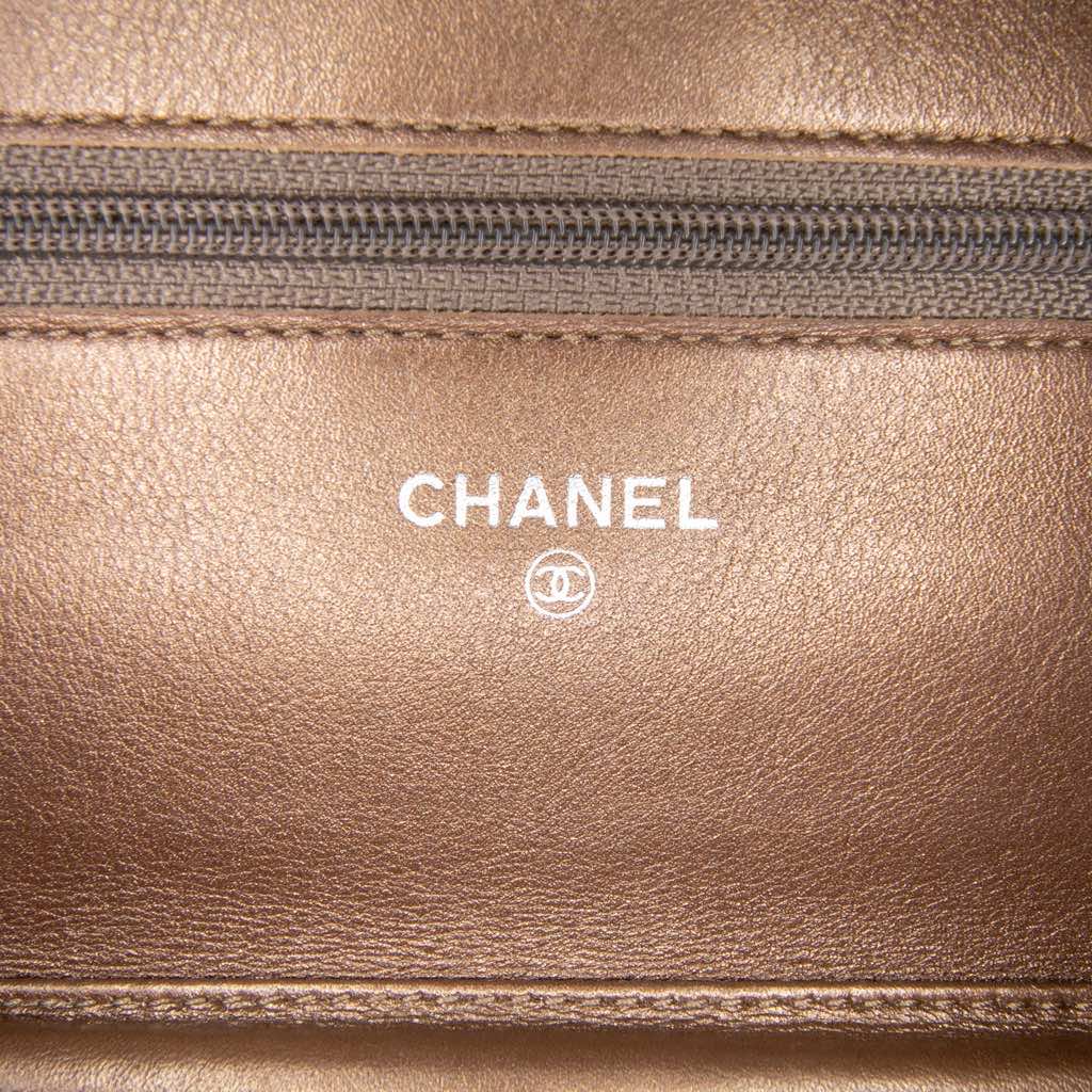 Chanel CC Metallic Caviar Wallet On Chain - 5