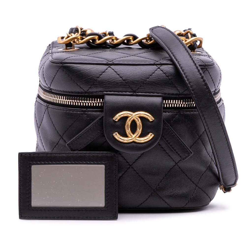 Chanel Small CC Quilted Calfskin Vanity Case with Chain - Image 10