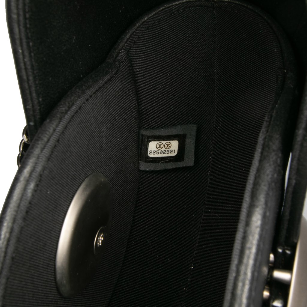 Chanel Lambskin Evening In The Air Crossbody - Detail 1