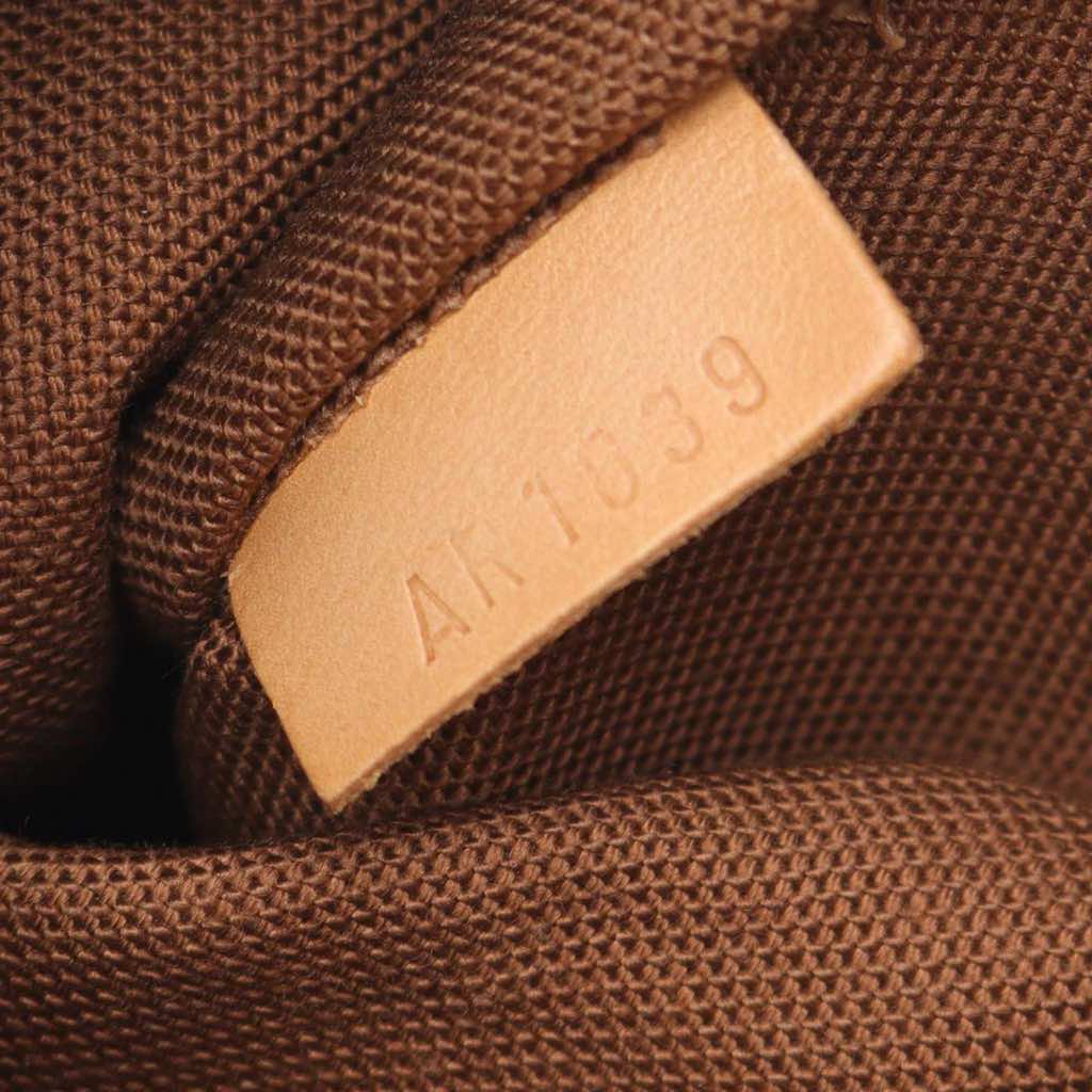 Louis Vuitton Monogram Thames GM - Side view