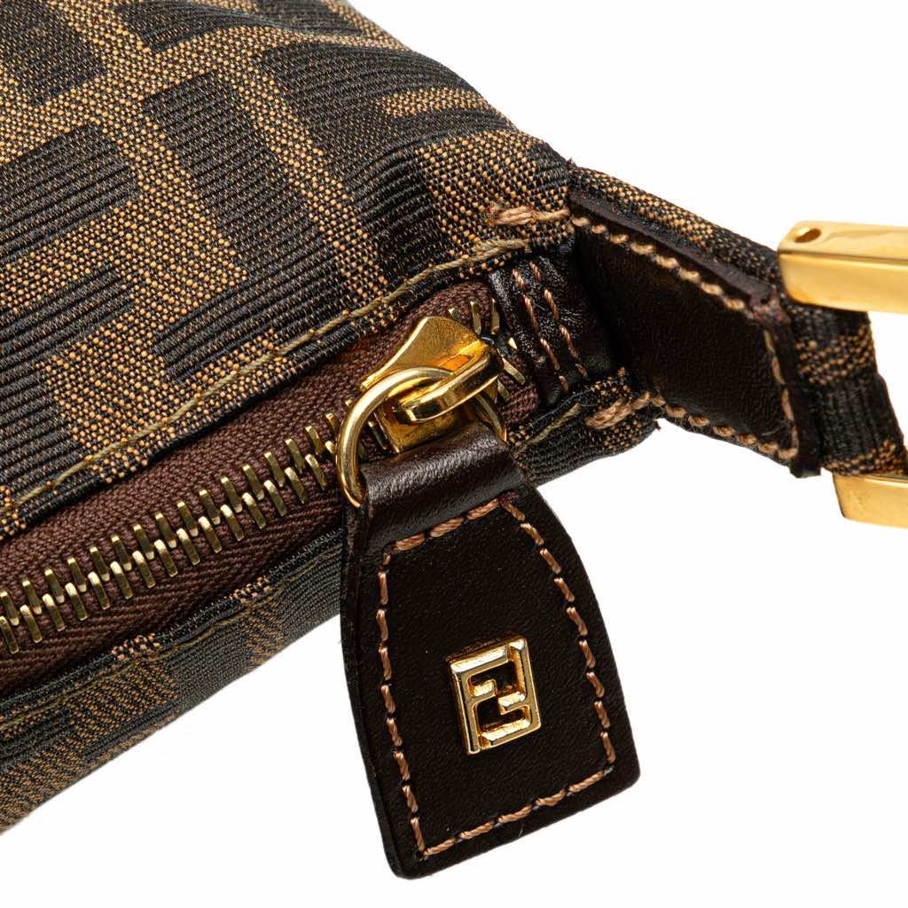 Fendi Zucca Canvas Hobo - Detail 2