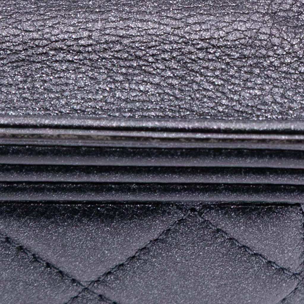Chanel Quilted Lambskin Boy Wallet On Chain - Detail 2