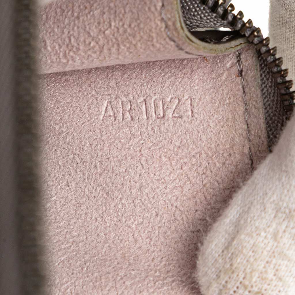 Louis Vuitton Epi Pochette Accessoires - Side view