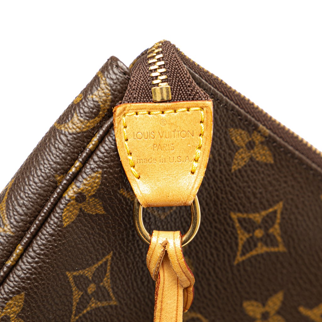 Louis Vuitton Monogram Pochette Accessoires - Side view