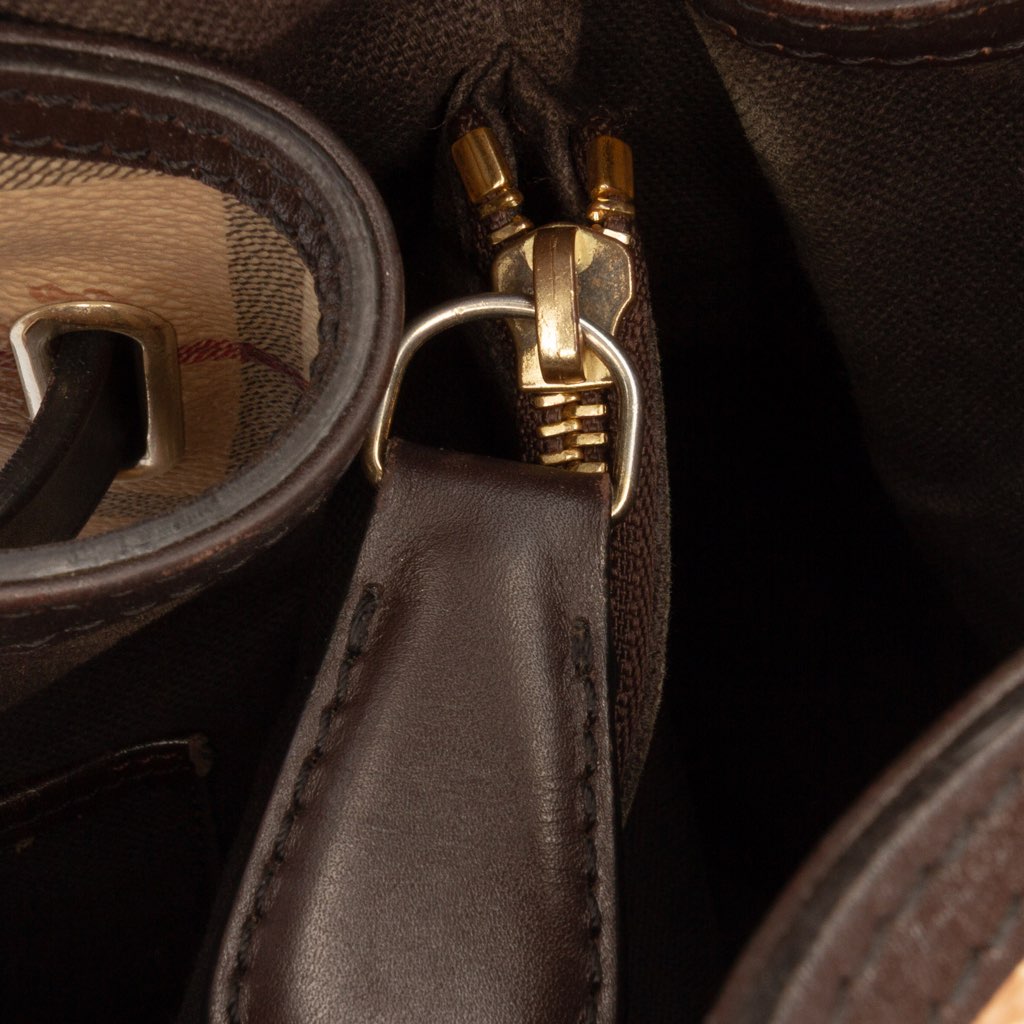 Burberry Haymarket Check Coated Canvas Walden Belted Hobo - Detail 1