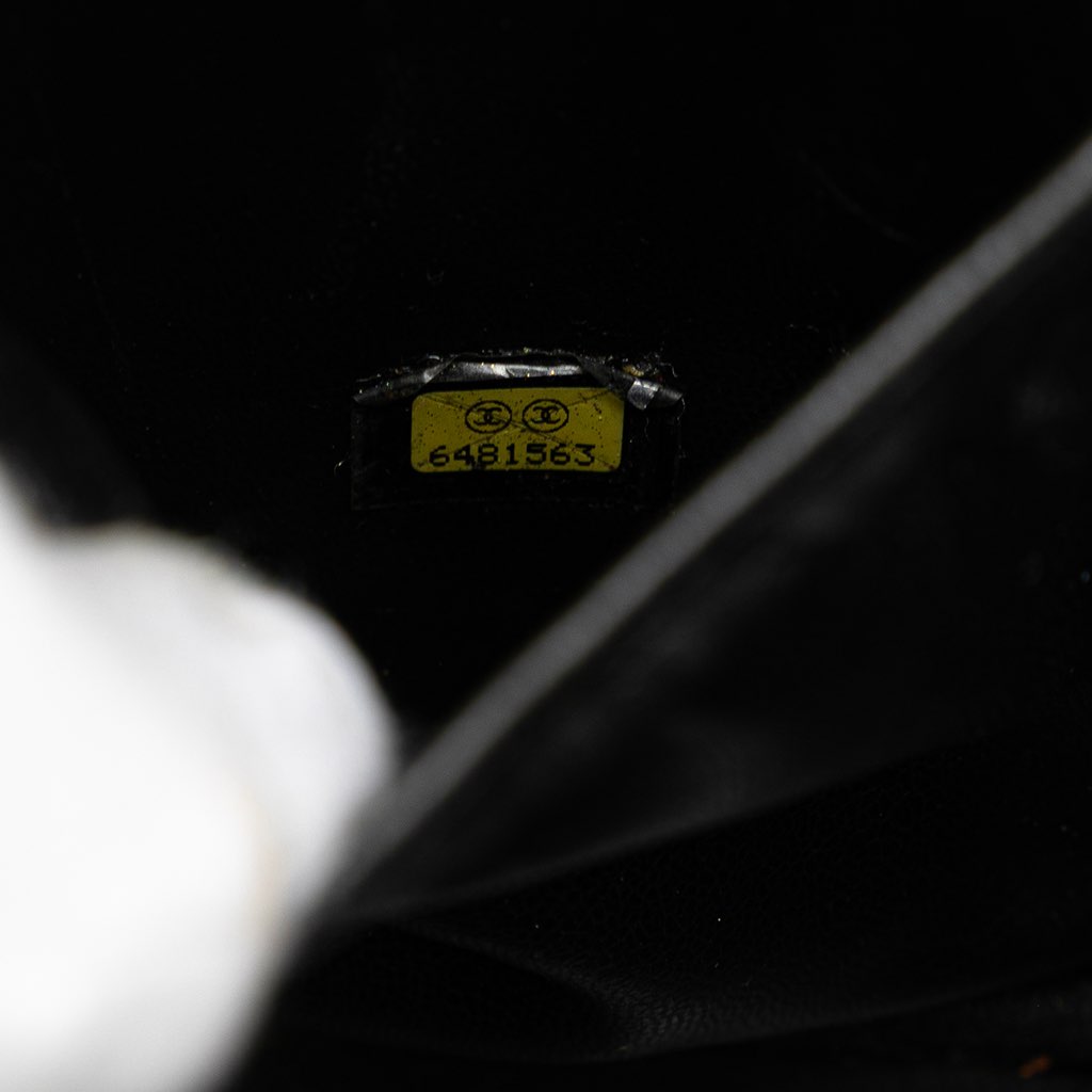 Chanel CC Caviar Vanity Case - Detail 2