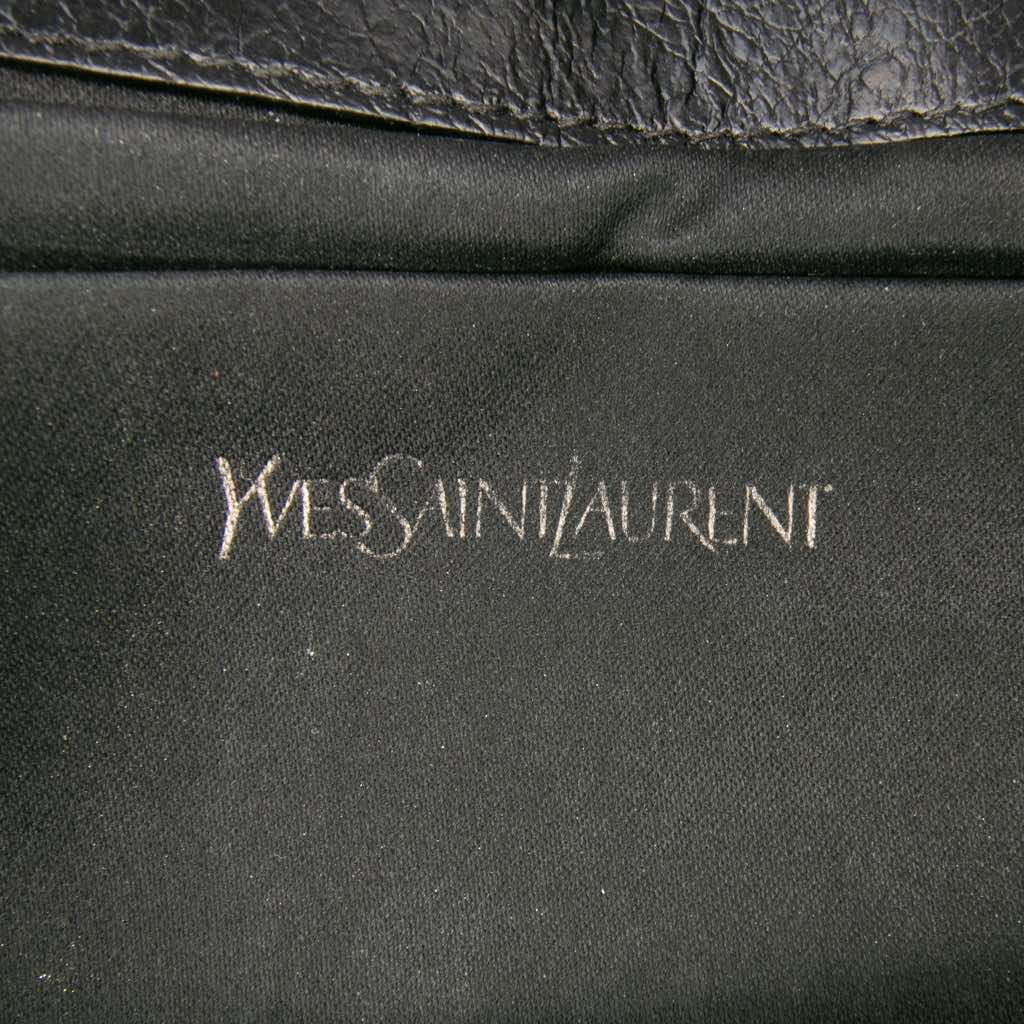 Yves Saint Laurent Textured Patent Belle de Jour Clutch - 5