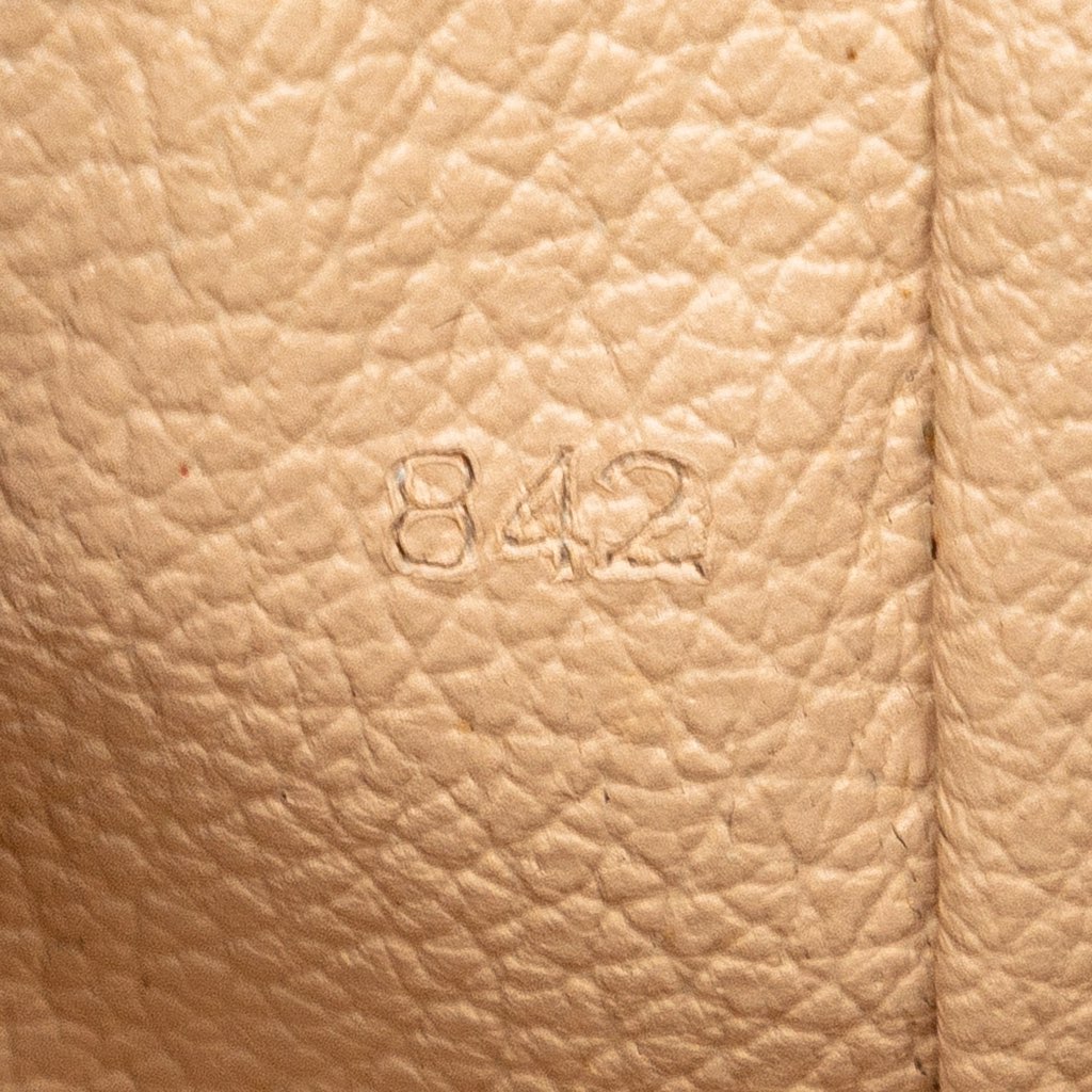 Louis Vuitton Monogram Trousse Toilette 28 - Detail 1