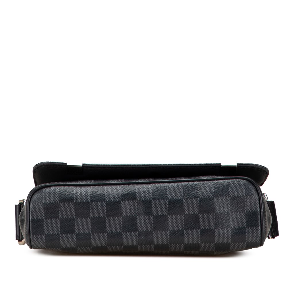 Louis Vuitton Damier Graphite District PM - 3