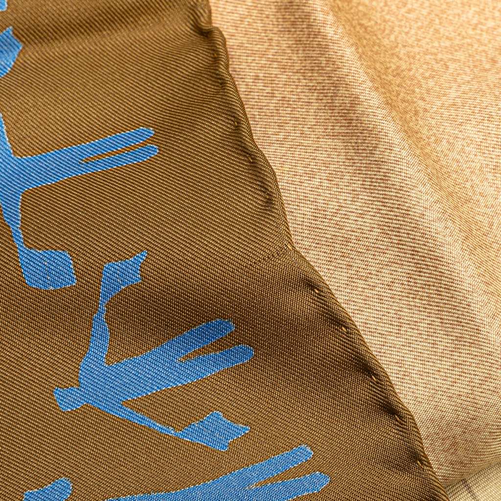 Hermès En Course Silk Scarf - 4