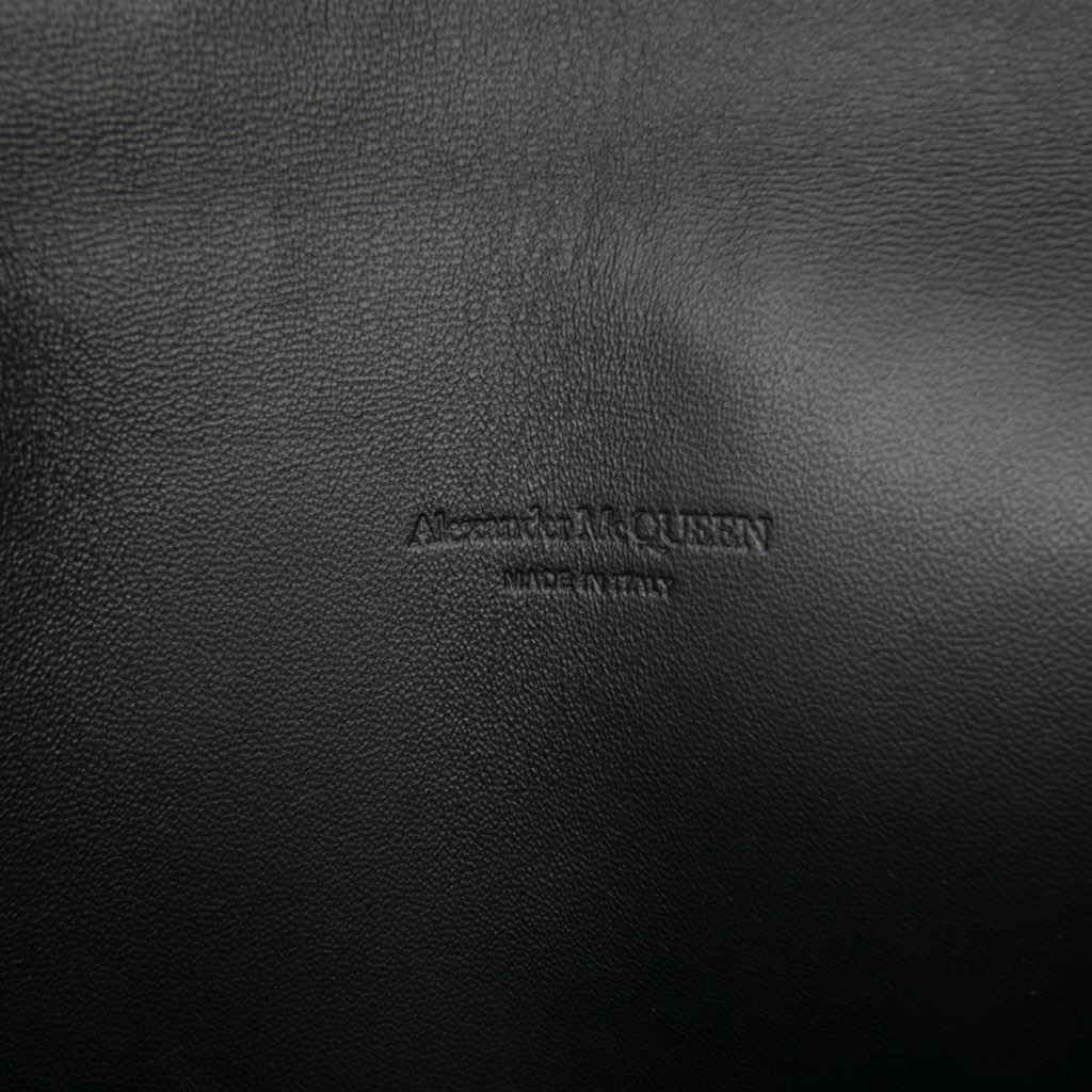 Alexander Mcqueen Leather Skull Clutch - 5