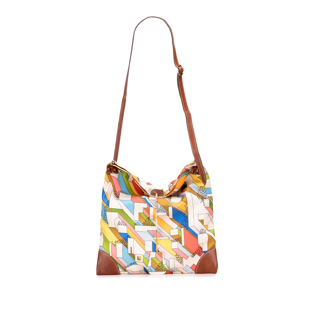 Hermès On A Summer Day Silky City 33