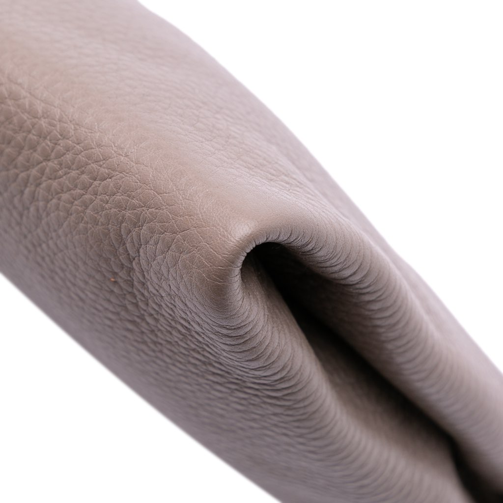 Prada Vitello Daino Crossbody - Image 13