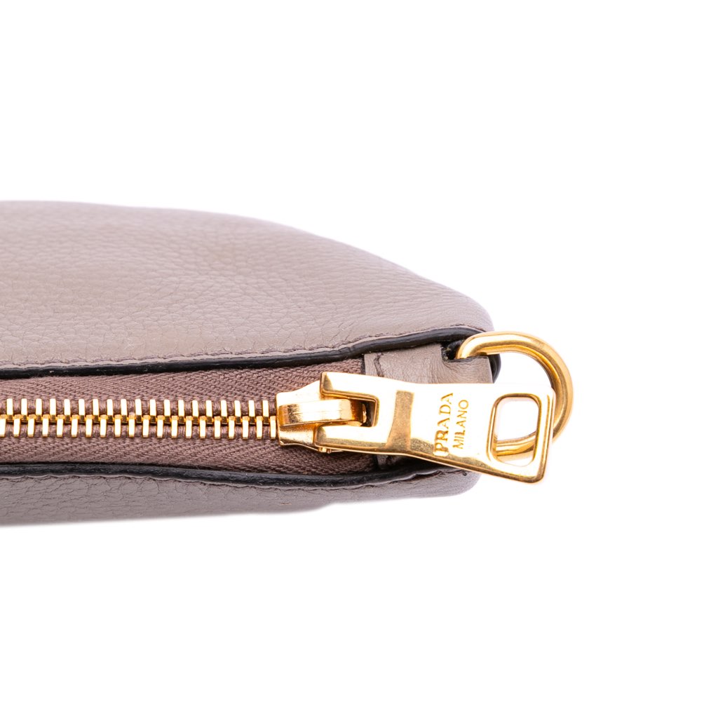 Prada Vitello Daino Crossbody - Detail 2