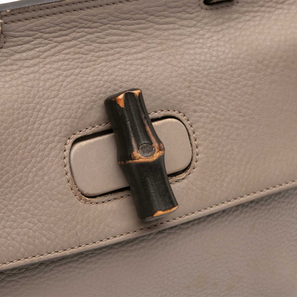 Gucci Small Leather Bamboo Daily Satchel - Detail 1