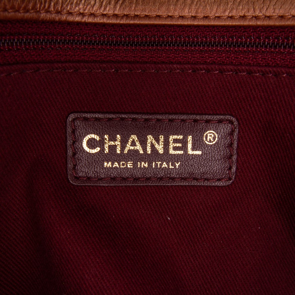 Chanel Medium Iridescent Quilted Goatskin CC Eyelet Flap - 5