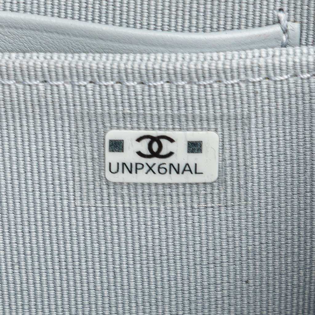 Chanel CC Quilted Calfskin Zip Wallet - Detail 1