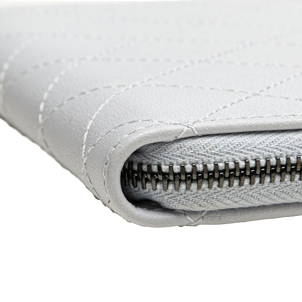 Chanel CC Quilted Calfskin Zip Wallet - Image 11