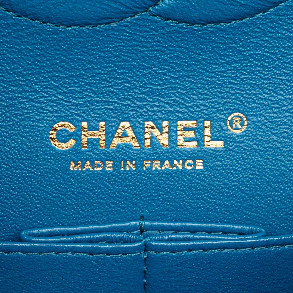 Chanel Medium Classic Caviar Double Flap - Side view