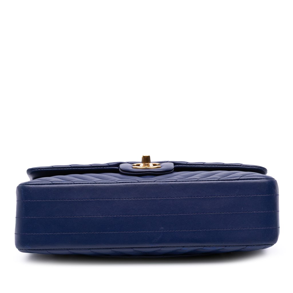 Chanel Medium Classic Chevron Lambskin Double Flap - Image 6