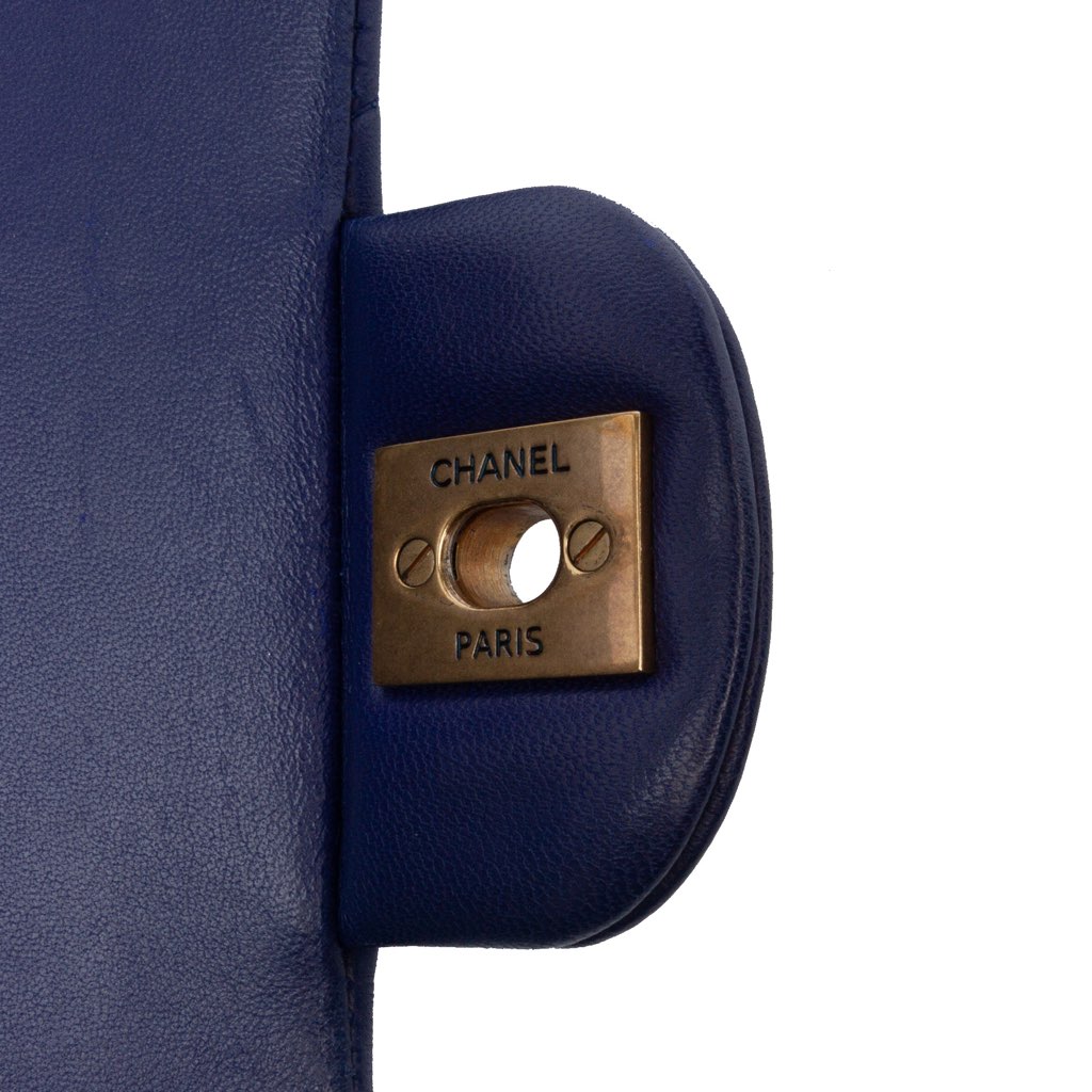 Chanel Medium Classic Chevron Lambskin Double Flap - Side view